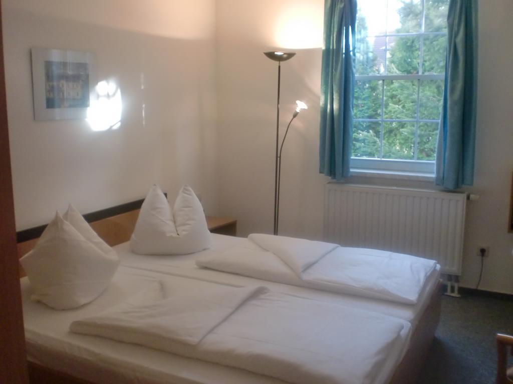 Hotel & Restaurant "Zum Firstenstein" Konigshain 외부 사진