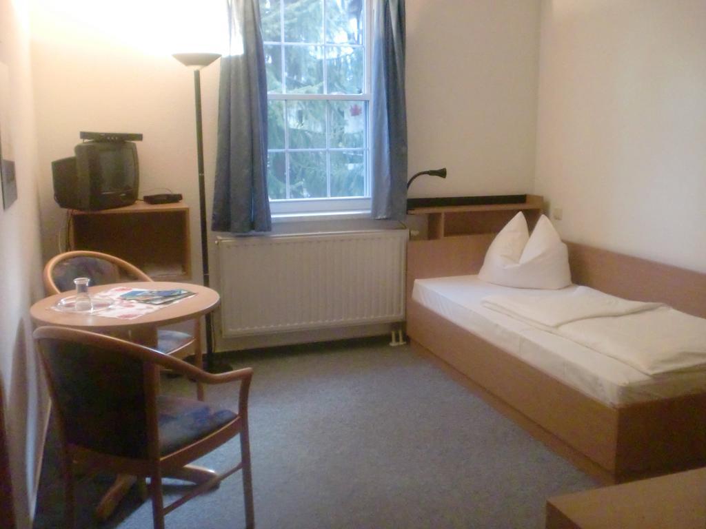 Hotel & Restaurant "Zum Firstenstein" Konigshain 외부 사진