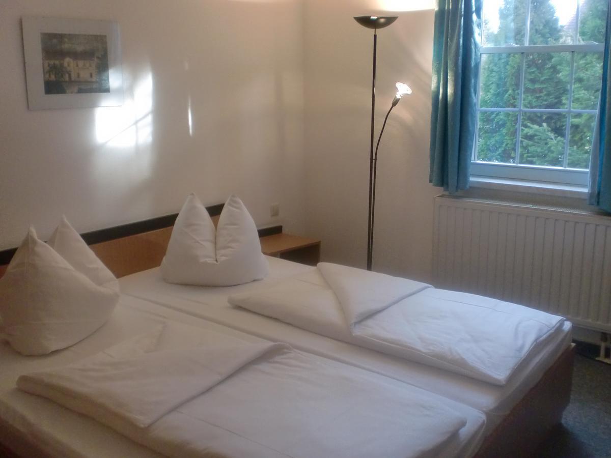 Hotel & Restaurant "Zum Firstenstein" Konigshain 외부 사진